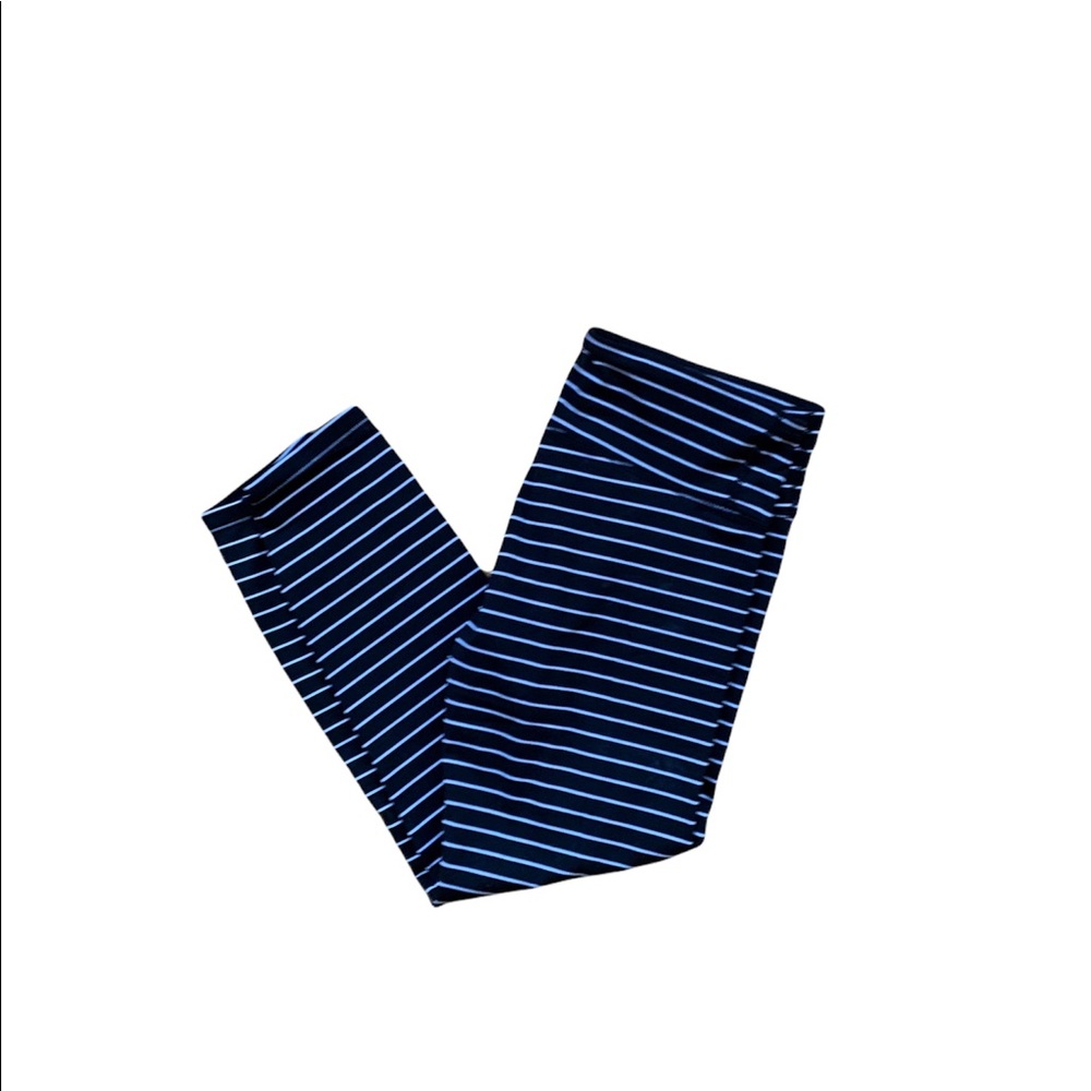 Gap blackout 3/4 leggings | size M